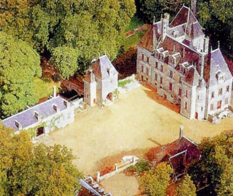 Gite De Groupe Du Chateau De La Meziere Villa Lunay Exteriör bild